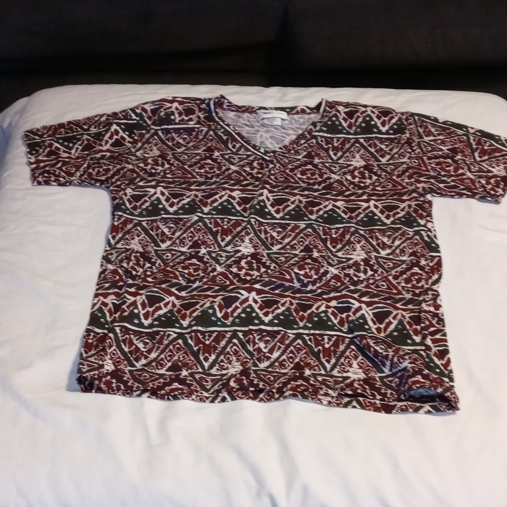 V Cristina womens v neck top with padded shoulders